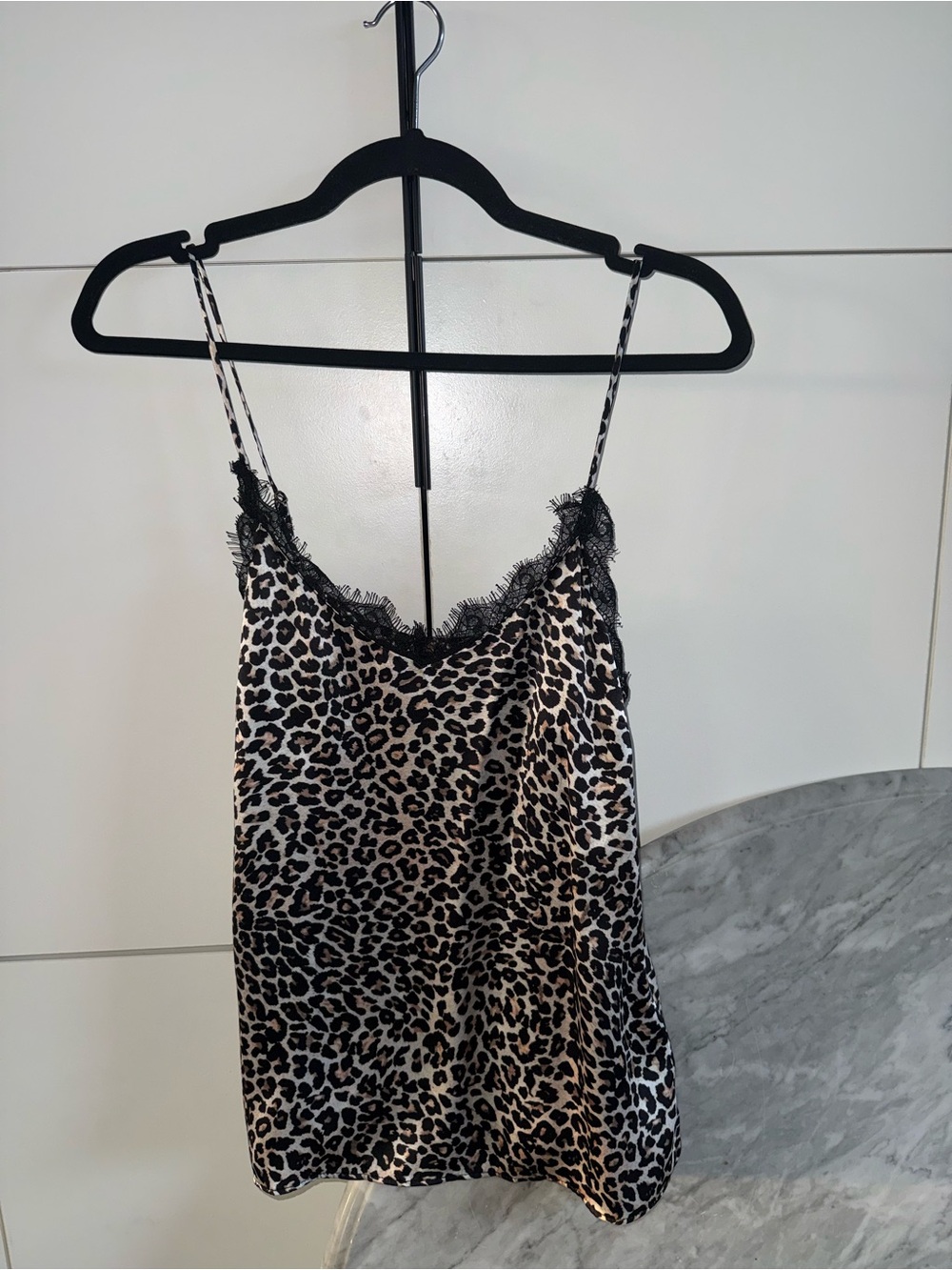 Like-new Lace-trip Anine Bing 100% silk tank